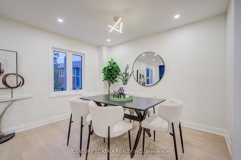 Photo 8 at 10 - 590 Sandhurst Circle, Agincourt North, Toronto