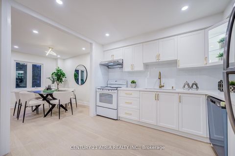 Photo 13 at 10 - 590 Sandhurst Circle, Agincourt North, Toronto