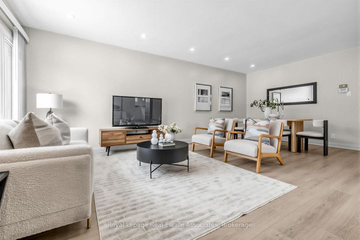 Photo 1 at 273 Bluegrass Boulevard, Crosby, Richmond Hill