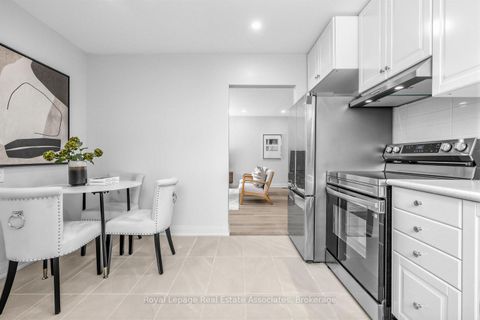 Photo 10 at 273 Bluegrass Boulevard, Crosby, Richmond Hill