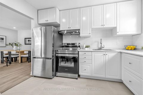 Photo 11 at 273 Bluegrass Boulevard, Crosby, Richmond Hill