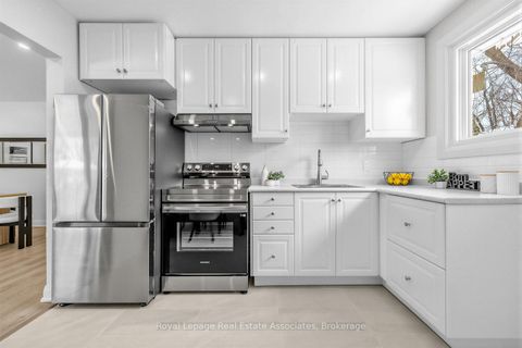 Photo 12 at 273 Bluegrass Boulevard, Crosby, Richmond Hill