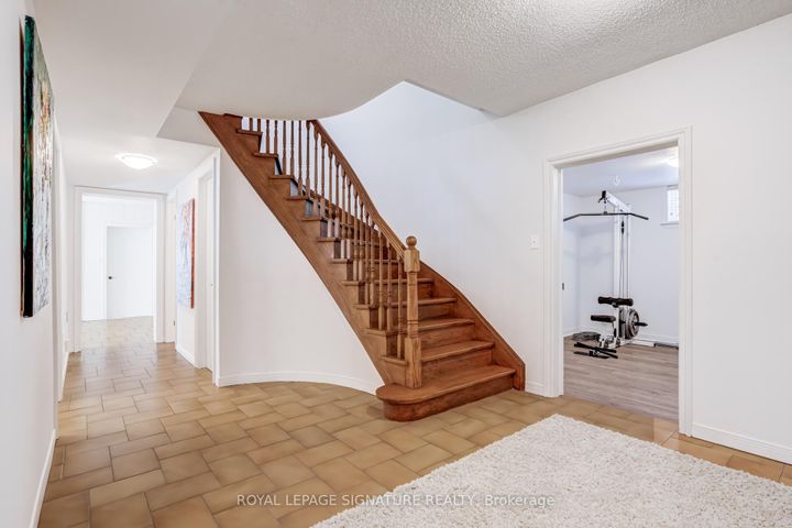 Photo 32 at 81 Garden Avenue, South Richvale, Richmond Hill