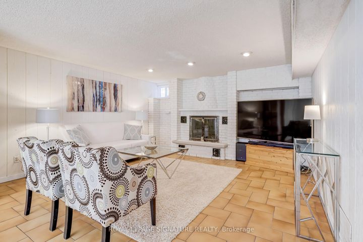 Photo 38 at 81 Garden Avenue, South Richvale, Richmond Hill