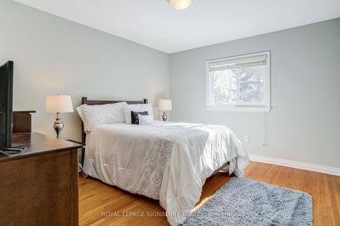 Photo 27 at 81 Garden Avenue, South Richvale, Richmond Hill