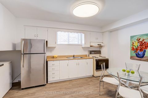 Photo 34 at 81 Garden Avenue, South Richvale, Richmond Hill