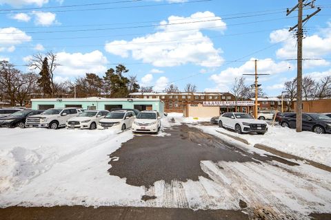 Photo 13 at 4656 Kingston Road, West Hill, Toronto