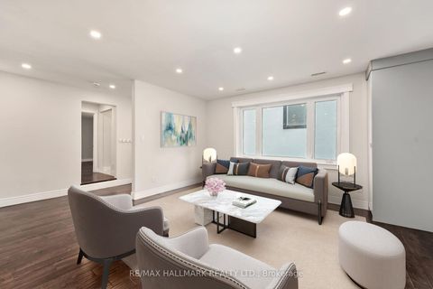 Photo 1 at 21 King High Avenue, Clanton Park, Toronto