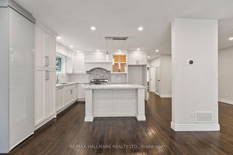 Photo 3 at 21 King High Avenue, Clanton Park, Toronto