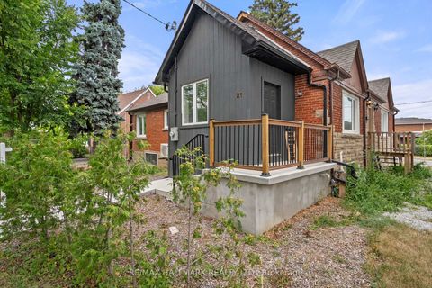 Photo 37 at 21 King High Avenue, Clanton Park, Toronto