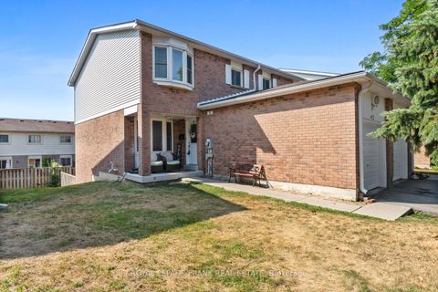 Photo 1 at 42 - 700 Harmony Road N, Pinecrest, Oshawa