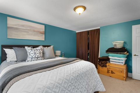 Photo 13 at 42 - 700 Harmony Road N, Pinecrest, Oshawa