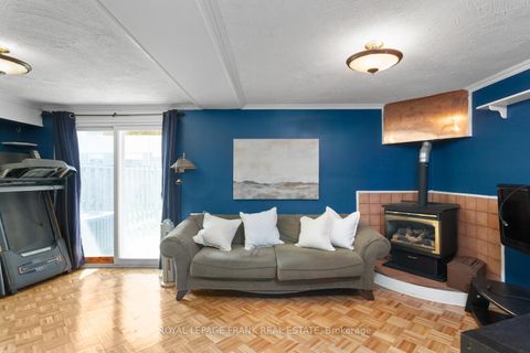 Photo 16 at 42 - 700 Harmony Road N, Pinecrest, Oshawa