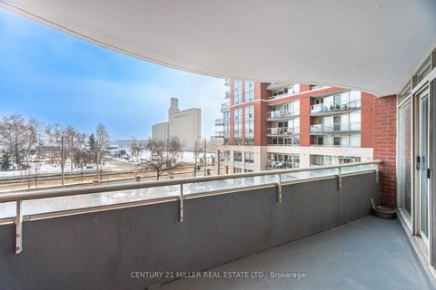 Photo 24 at 318 - 550 Queens Quay, Waterfront Communities C1, Toronto