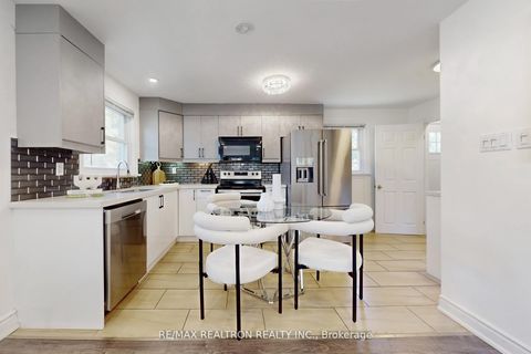 Photo 12 at 59 Machell Avenue, Aurora Village, Aurora