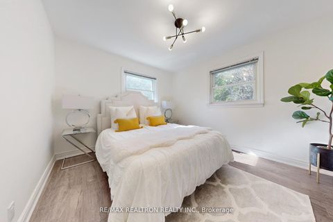 Photo 16 at 59 Machell Avenue, Aurora Village, Aurora