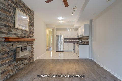 Photo 15 at D07 - 26 Bruce Street, East Woodbridge, Vaughan