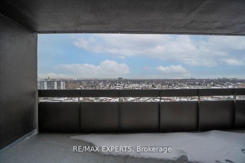 Photo 14 at 2115 - 11 Wincott Drive, The Westway, Toronto