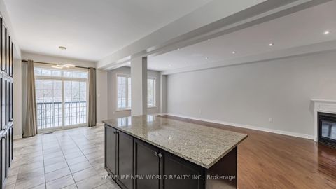 Photo 6 at 208 Hunting Ridges Drive, Jefferson, Richmond Hill