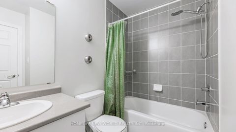 Photo 15 at 208 Hunting Ridges Drive, Jefferson, Richmond Hill