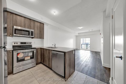 Photo 5 at 216 - 50 Lakebreeze Drive, Newcastle, Clarington