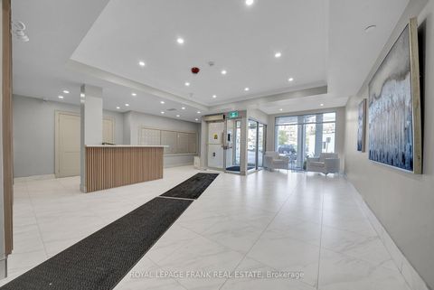 Photo 14 at 216 - 50 Lakebreeze Drive, Newcastle, Clarington