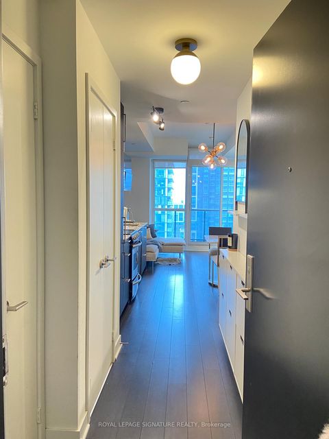 Photo 3 at 1902 - 290 Adelaide Street W, Waterfront Communities C1, Toronto