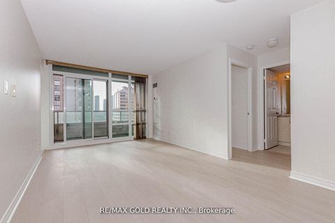 Photo 6 at 1507 - 208 Enfield Place, City Centre, Mississauga