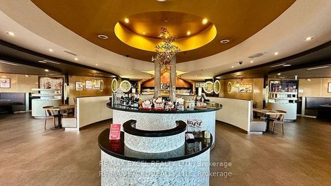 Photo 2 at 9 - 747 Don Mills Road, Flemingdon Park, Toronto