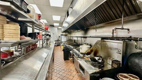 Photo 13 at 9 - 747 Don Mills Road, Flemingdon Park, Toronto