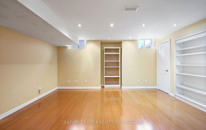 Photo 34 at 16 Peony Street, Cornell, Markham