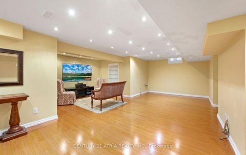 Photo 32 at 16 Peony Street, Cornell, Markham