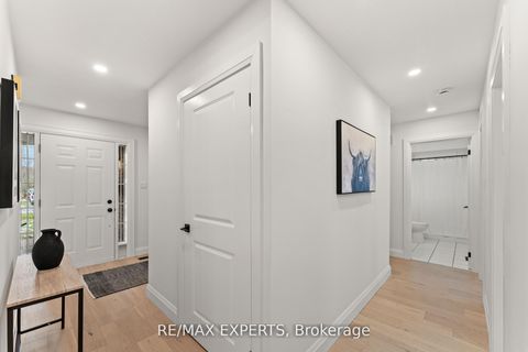 Photo 10 at 353 Walter Drive, Keswick South, Georgina