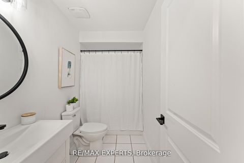 Photo 31 at 353 Walter Drive, Keswick South, Georgina