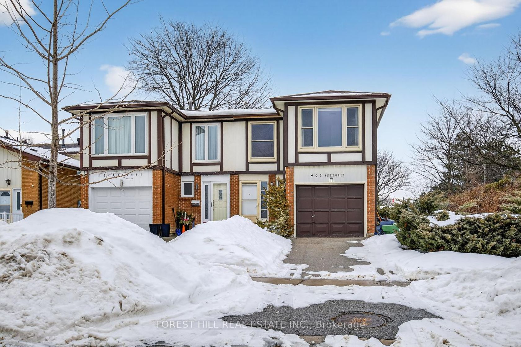 401 Cherokee Boulevard, Pleasant View, Toronto photo number 2