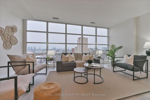 Photo 8 at 709 - 1 Leaside Park Drive, Thorncliffe Park, Toronto