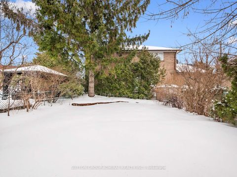 Photo 40 at 3 Larksong Court, Victoria Village, Toronto