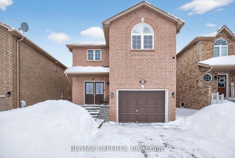 Photo 2 at 2166 Nevils Street, Alcona, Innisfil