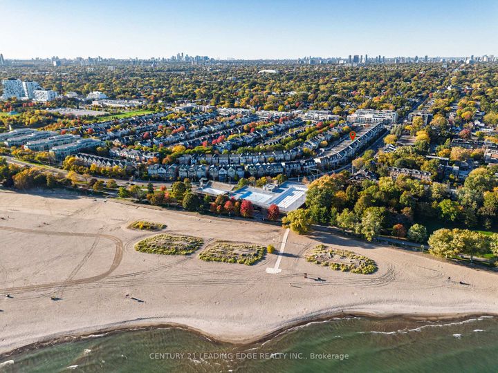 Photo 34 at 82 WOODBINE Avenue, The Beaches, Toronto
