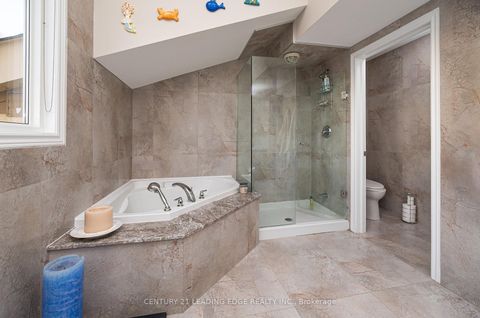 Photo 22 at 82 WOODBINE Avenue, The Beaches, Toronto