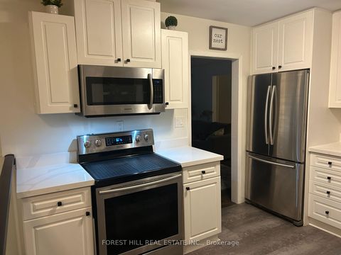 Photo 6 at 164 Avenue Road, Central Newmarket, Newmarket