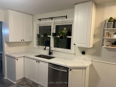 Photo 8 at 164 Avenue Road, Central Newmarket, Newmarket