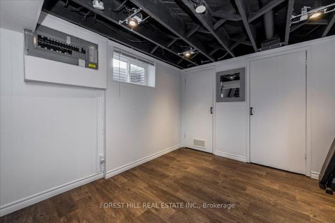 Photo 21 at 164 Avenue Road, Central Newmarket, Newmarket