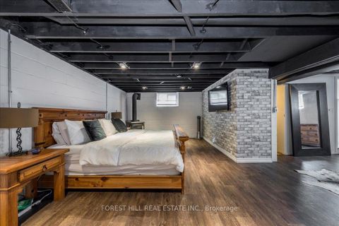 Photo 23 at 164 Avenue Road, Central Newmarket, Newmarket