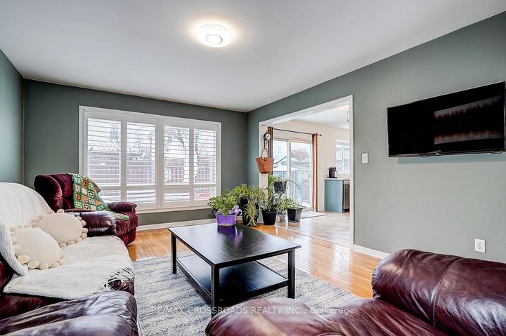 Photo 13 at 597 Caverhill Crescent, CL Clarke, Milton