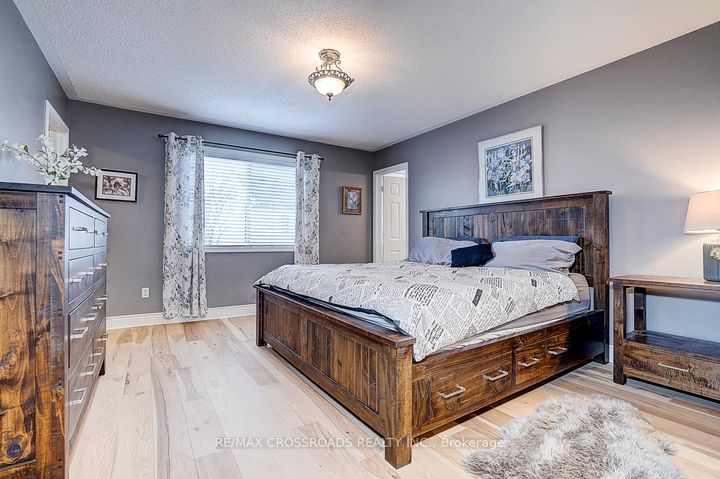 Photo 29 at 597 Caverhill Crescent, CL Clarke, Milton