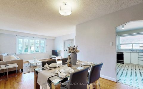 Photo 10 at 331 Boisdale Avenue, Harding, Richmond Hill