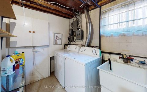 Photo 34 at 331 Boisdale Avenue, Harding, Richmond Hill