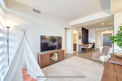 Photo 7 at 1711 - 330 Richmond Street W, Waterfront Communities C1, Toronto