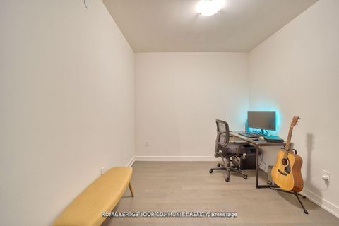 Photo 12 at 1711 - 330 Richmond Street W, Waterfront Communities C1, Toronto